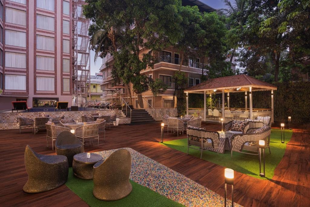 هتل فانتون سلکت